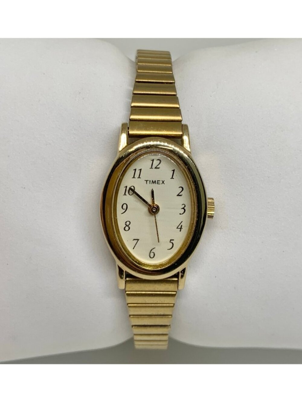 Timex Women's Gold Tone watch Oval Face 18mm quartz analog Expansion running